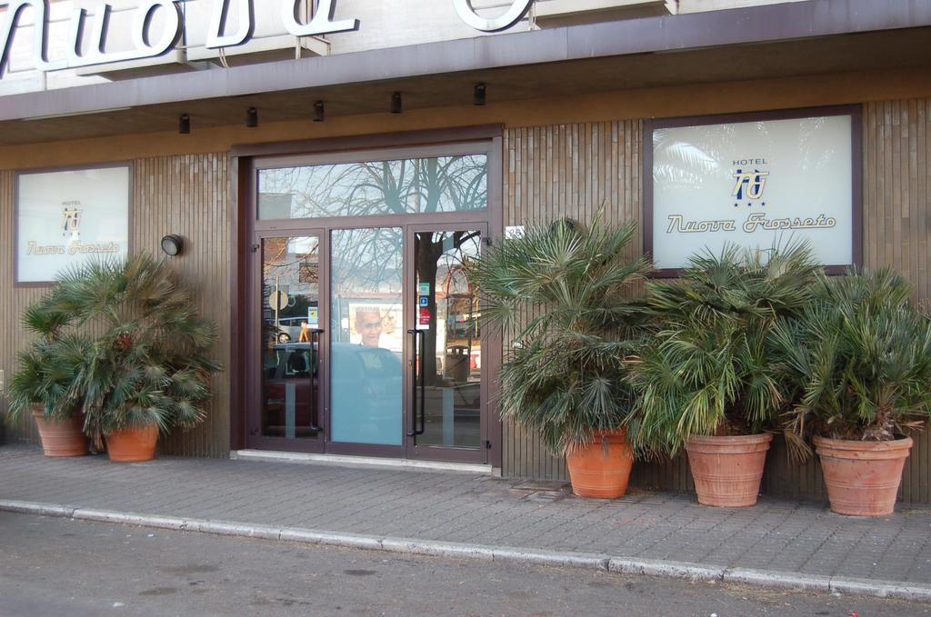 Hotel Nuova Grosseto Bagian luar foto