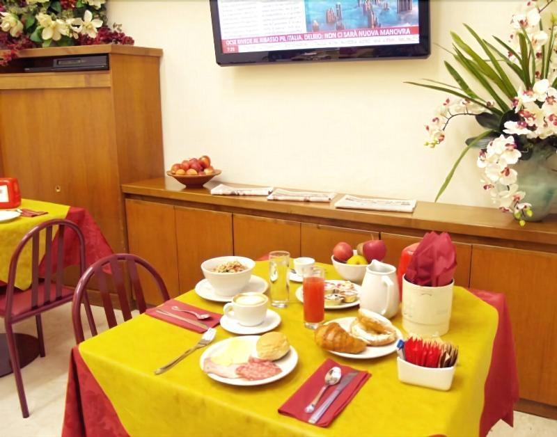 Hotel Nuova Grosseto Bagian luar foto