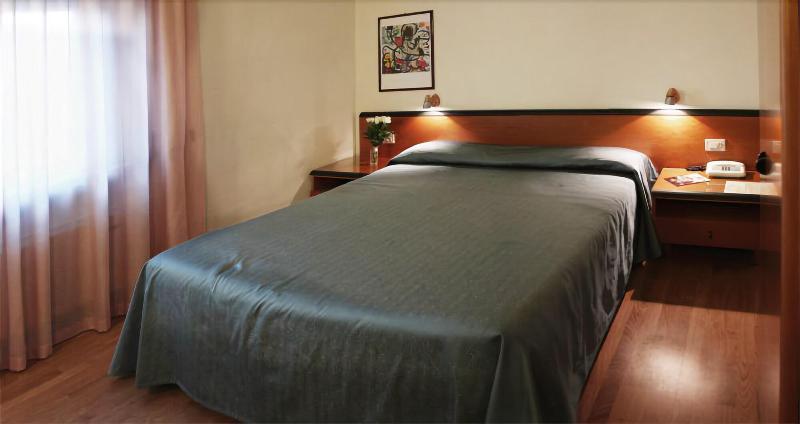 Hotel Nuova Grosseto Bagian luar foto