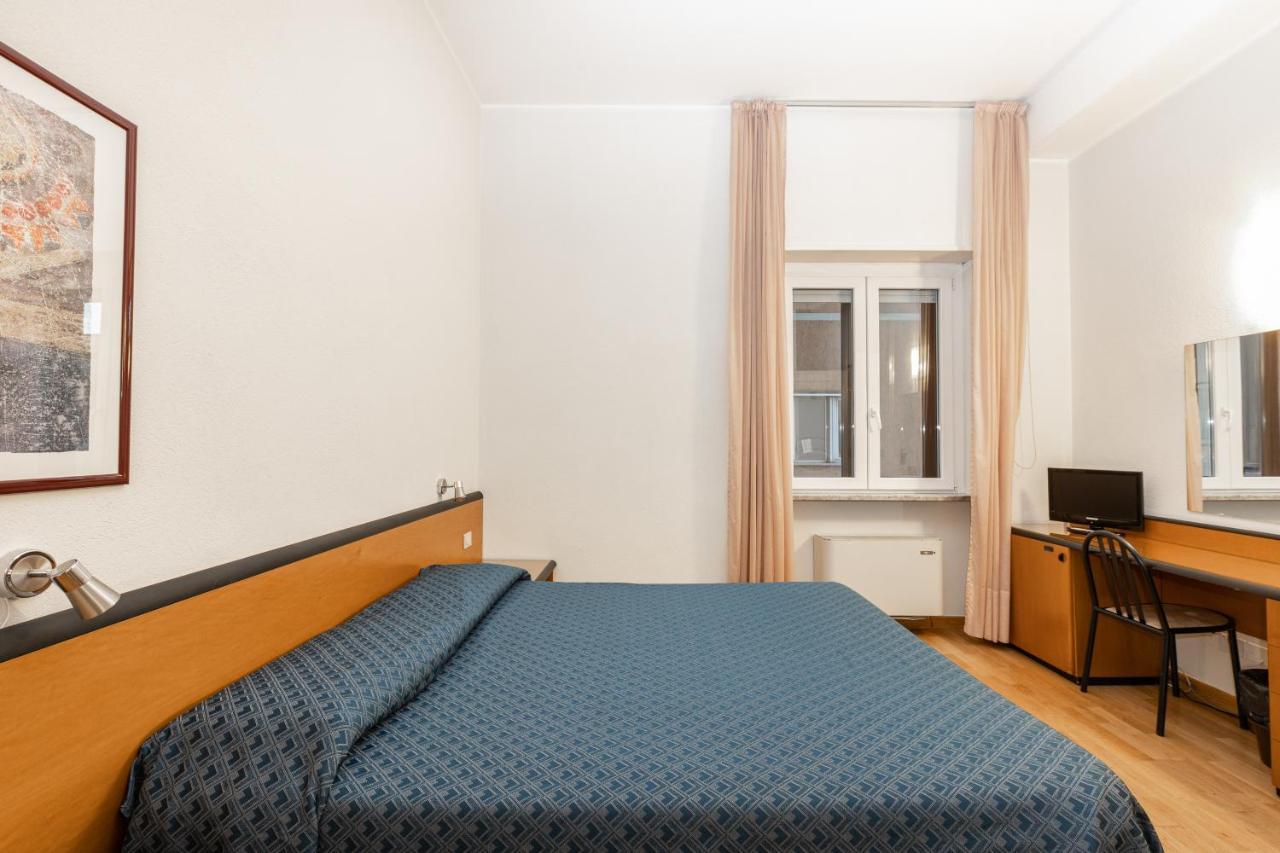 Hotel Nuova Grosseto Bagian luar foto