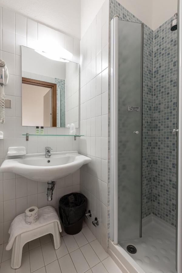 Hotel Nuova Grosseto Bagian luar foto